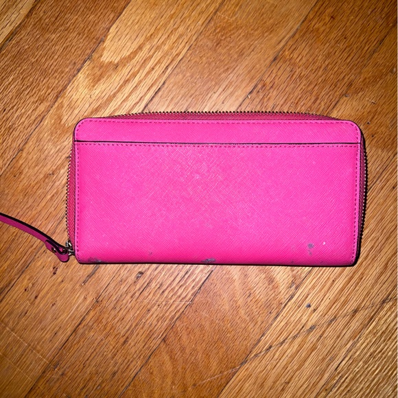 Kate Spade Zip Around Wallet Hot Pink Used - Picture 2 of 3